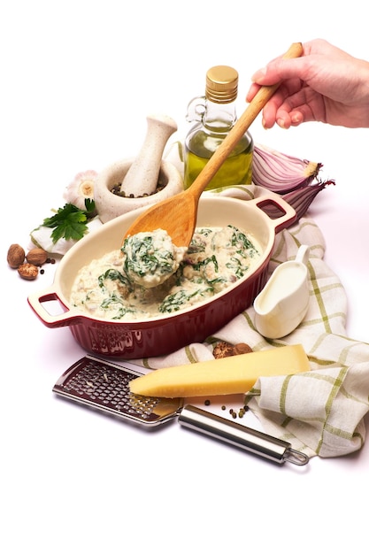 Talenty kuchenne przy stole